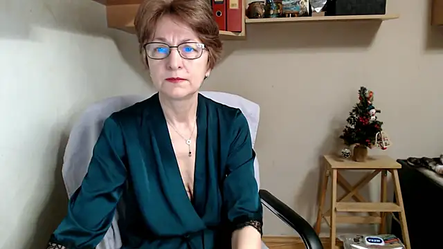 katemodel online show from January 11, 6:51 am