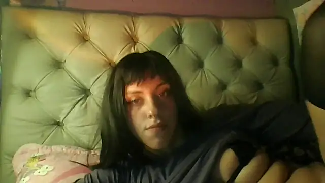mimi miauu online show from May 6, 3:24 am