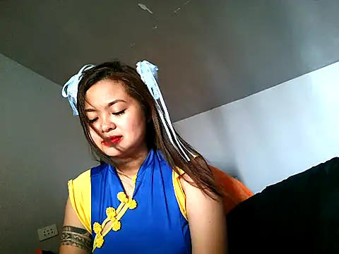 Chillntalkmami online show from May 12, 5:59 am