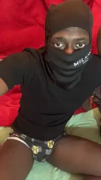 Snapshot of BadyAndShay5 chatting on March 19, 5:39 pm BadyAndShay5 online show from March 19, 5:39 pm