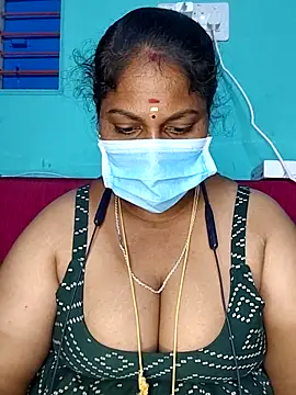 Snapshot of TamilSembaruthi143 chatting on June 4, 10:49 pm TamilSembaruthi143 online show from June 4, 10:49 pm
