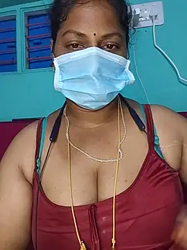 Snapshot of TamilSembaruthi143 chatting on June 12, 10:52 pm TamilSembaruthi143 online show from June 12, 10:52 pm