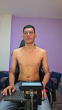 milo cruz  online show from July 23, 1:09 pm