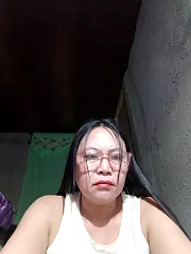 hotpinay 45 online show from March 14, 7:30 pm