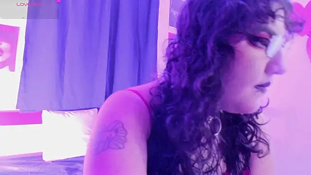 SamanthaGriim online show from February 14, 10:17 pm