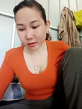 Ana-love2026 online show from May 3, 2:39 am