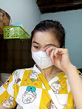 Daisy-lusia2026 online show from May 2, 10:09 am