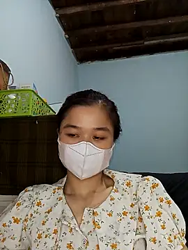 Daisy-lusia2026 online show from May 7, 1:16 pm