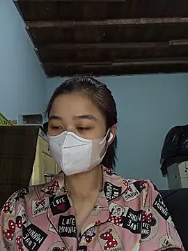 Daisy-lusia2026 online show from May 14, 10:16 pm