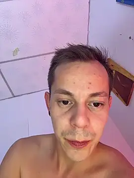 AxelMuller online show from April 3, 1:20 pm