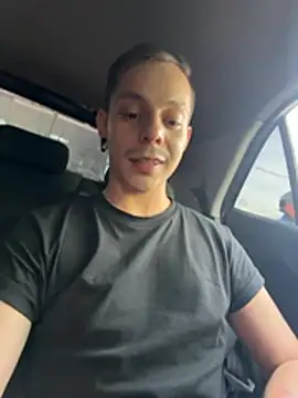 Snapshot of AxelMuller chatting on July 9, 12:20 pm AxelMuller online show from July 9, 12:20 pm