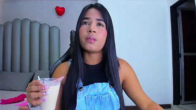 Snapshot of Shirleytaylor- chatting on March 20, 11:37 am Shirleytaylor- online show from March 20, 11:37 am