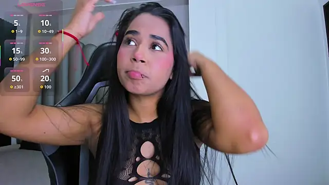 Snapshot of Shirleytaylor- chatting on April 1, 11:33 am Shirleytaylor- online show from April 1, 11:33 am