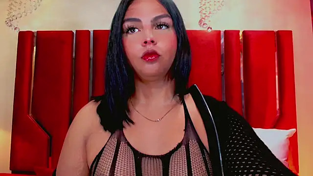 Maia Hotts online show from March 20, 12:10 pm