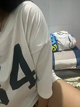 hotgirl-sexy online show from April 18, 7:01 am