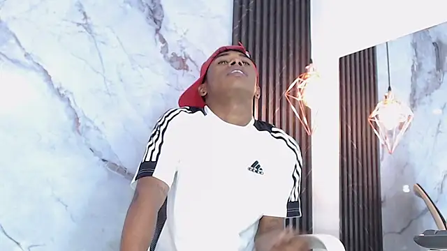 TonnyMarck online show from March 8, 3:21 am