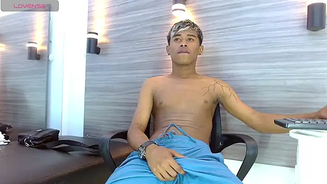 TonnyMarck online show from March 22, 6:00 pm