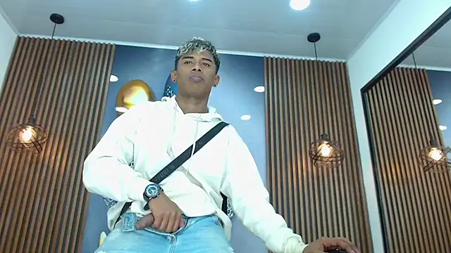 TonnyMarck online show from April 9, 3:17 pm