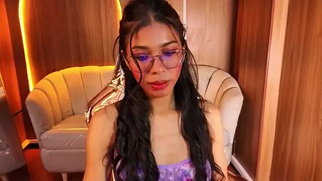 Alina b  online show from May 6, 7:52 pm