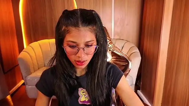 Alina b  online show from May 9, 8:14 pm