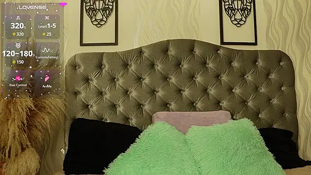 katt eyes  online show from May 6, 1:38 pm