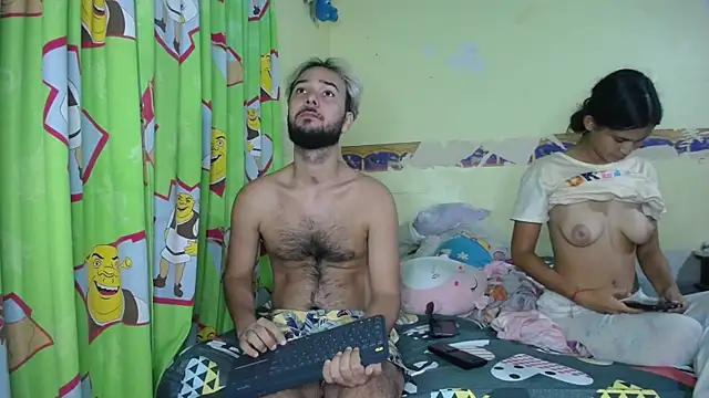 Snapshot of always-hot3 chatting on March 7, 9:56 pm always-hot3 online show from March 7, 9:56 pm