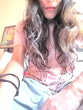 srAplee online show from February 4, 5:52 pm