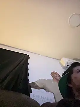 Snapshot of GabEthier chatting on March 25, 5:35 am GabEthier online show from March 25, 5:35 am