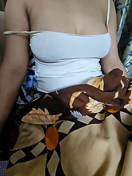 Hotpranisha online show from February 5, 5:17 pm