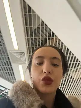 MiaTee online show from February 14, 4:20 am