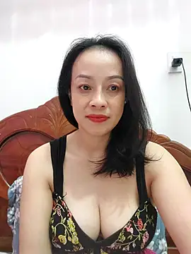 Baby-bigboobs2026 online show from May 3, 2:45 pm