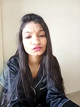 Sofyjenn online show from February 11, 10:53 am