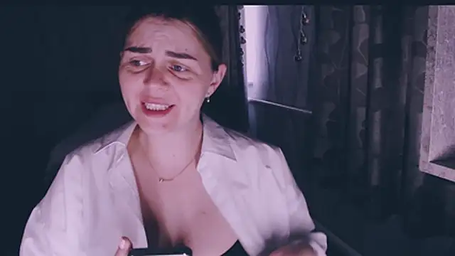 Snapshot of MagicKatarina_ chatting on March 23, 4:05 am MagicKatarina online show from March 23, 4:05 am