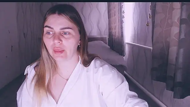 Snapshot of MagicKatarina_ chatting on March 26, 5:24 am MagicKatarina online show from March 26, 5:24 am