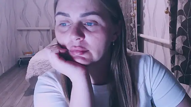 Snapshot of MagicKatarina_ chatting on March 31, 5:57 pm MagicKatarina online show from March 31, 5:57 pm