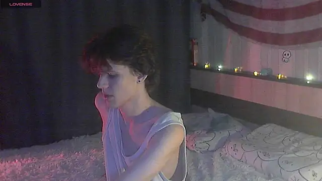 Lucius Morris online show from February 7, 6:44 pm