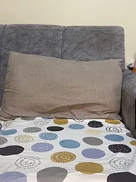 Snapshot of anonymous_mommy chatting on February 15, 12:25 pm anonymous mommy online show from February 15, 12:25 pm