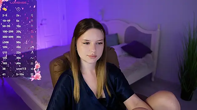 Snapshot of Milana_Moons chatting on March 7, 9:39 am Milana Moons online show from March 7, 9:39 am