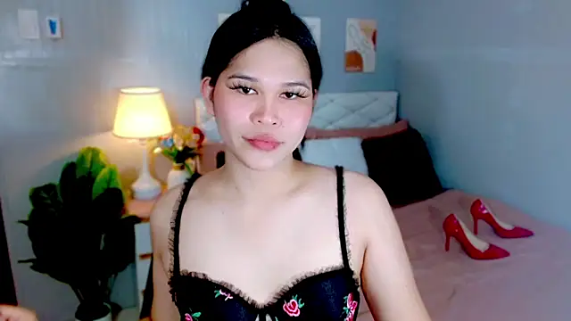alianabrooks online show from May 7, 5:35 am