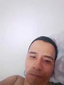 Snapshot of Mrpassion3 chatting on February 3, 11:48 am Mrpassion3 online show from February 3, 11:48 am