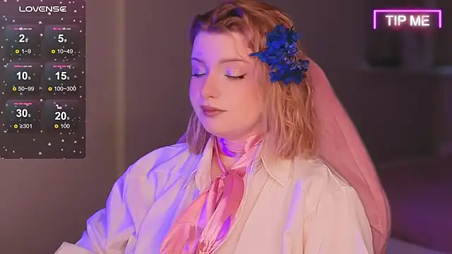  Matadora  online show from April 3, 3:21 pm