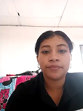 Akosiavanya online show from February 15, 5:09 pm