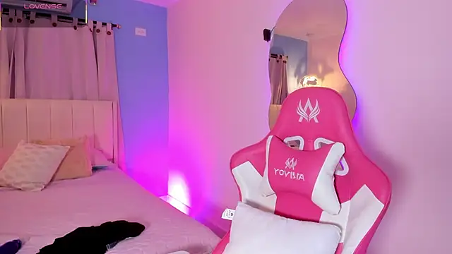 LOU 22  online show from February 21, 12:50 pm