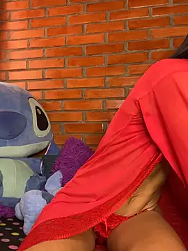 agathamarrshall  online show from March 30, 1:56 pm