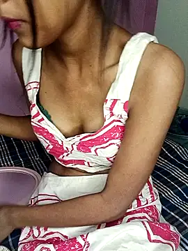 Snapshot of Paranjli_singh chatting on February 4, 4:51 am Paranjli singh online show from February 4, 4:51 am