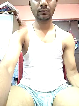 Snapshot of Darkintrovert chatting on March 26, 7:08 pm Darkintrovert online show from March 26, 7:08 pm