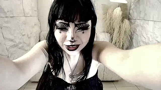vampkitty r online show from February 11, 1:10 am
