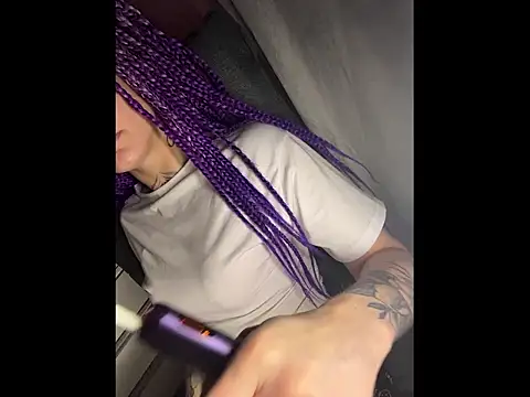 Snapshot of susannee chatting on March 30, 9:27 pm susannee online show from March 30, 9:27 pm