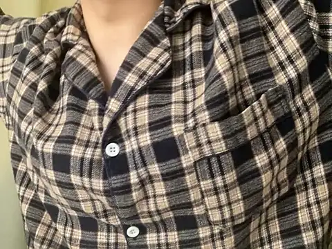 Snapshot of ping9oo chatting on February 9, 3:21 am ping9oo online show from February 9, 3:21 am