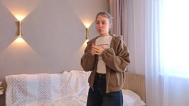 SiuAustill online show from February 3, 9:47 am